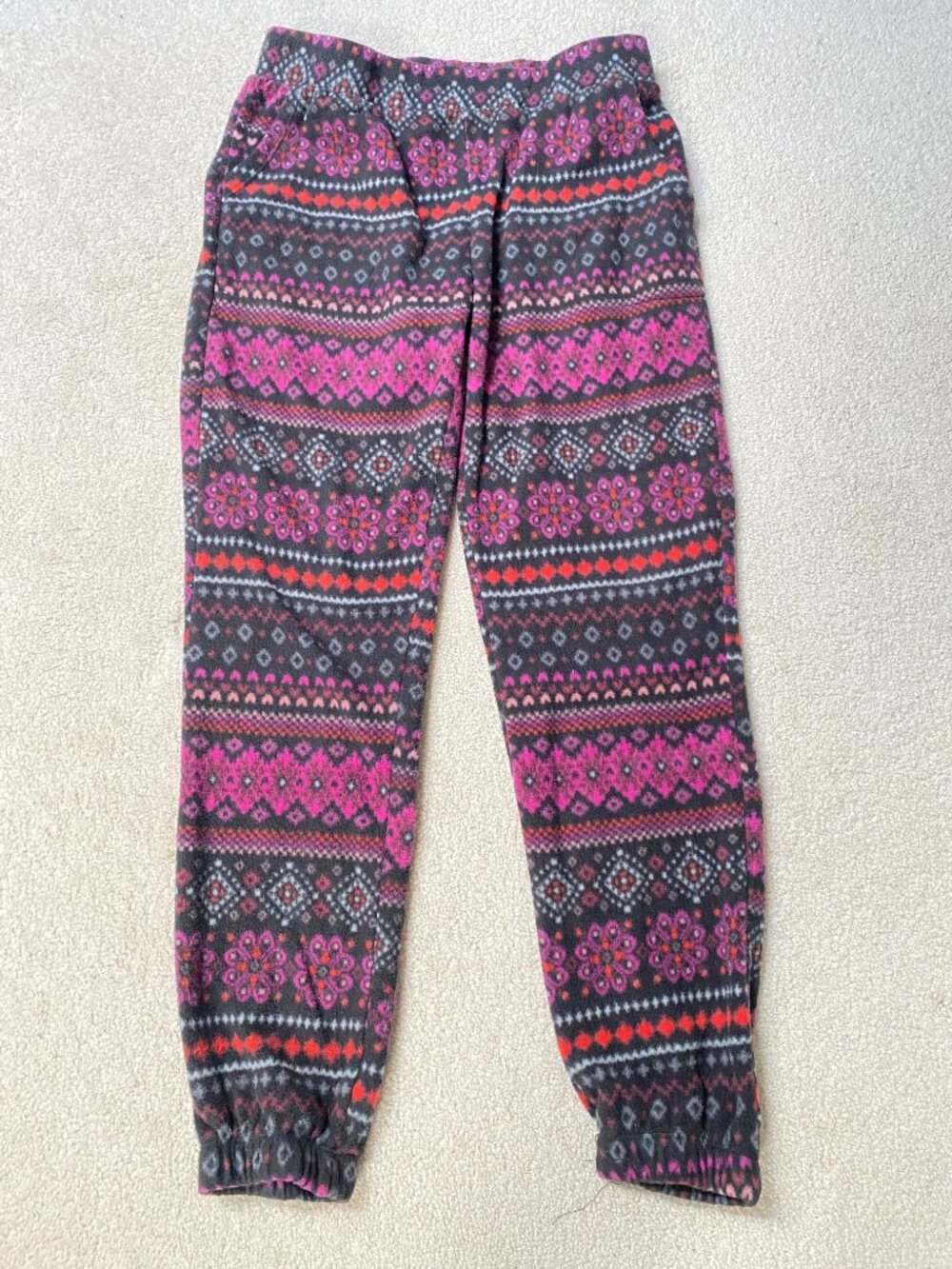 Cuddl Duds Kids' Size XS would fit a child size 12-14 years Fleece with spandex